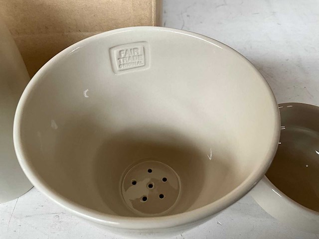 Fair trade 3-delige koffie maker ‘cha’ keramiek creme (30x) - afbeelding 6 van  8