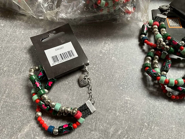 Fair trade armband (77x) - afbeelding 4 van  5