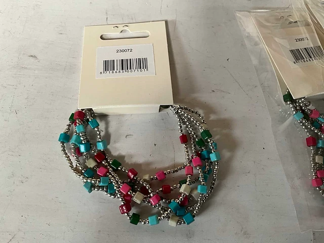 Fair trade armband multicolor (38x) - afbeelding 3 van  4