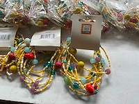 Fair trade elastische armband multicolor (93x) - afbeelding 2 van  5