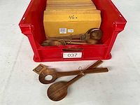 Fair trade houten pollepel set van 2 (23x) - afbeelding 1 van  7