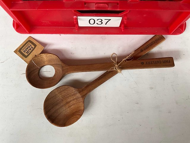Fair trade houten pollepel set van 2 (23x) - afbeelding 2 van  7