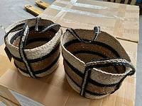 Fair trade jute mand hogla beige/zwart ?25 x 21 cm hoog (49x) - afbeelding 3 van  6