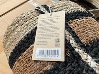 Fair trade jute mand hogla beige/zwart ?25 x 21 cm hoog (49x) - afbeelding 6 van  6