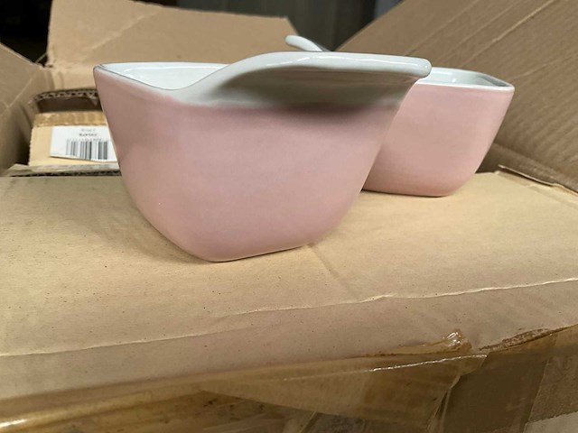Fair trade keramiek kopje roze +/- 7,5 x 7,5 x 5cm (48x) - afbeelding 5 van  6