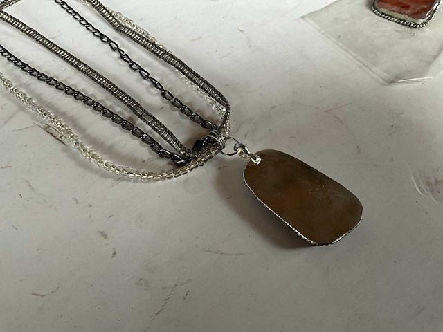 Fair trade ketting met steen (40x) - afbeelding 10 van  10