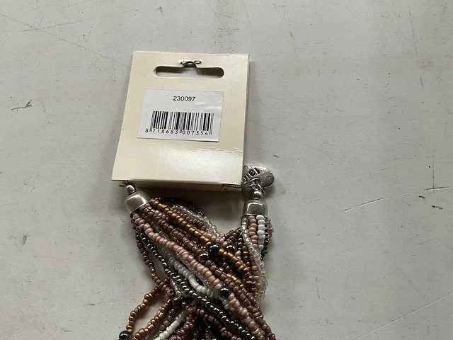 Fair trade ketting multicolor (62x) - afbeelding 5 van  6