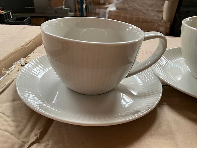 Fair trade kop en schotel set ‘royal’ porselein (94x) - afbeelding 4 van  7