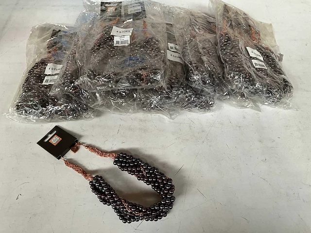 Fair trade kralen ketting (27x) - afbeelding 1 van  6
