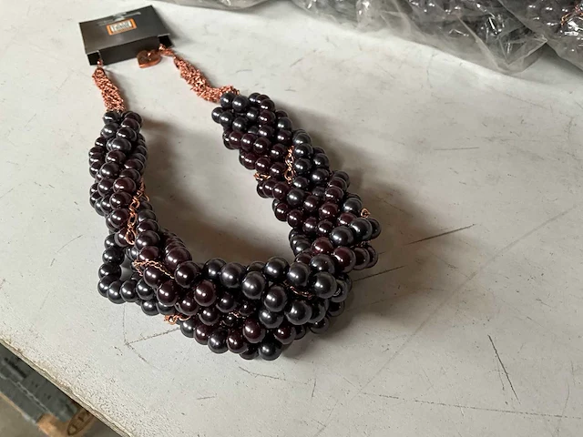 Fair trade kralen ketting (27x) - afbeelding 3 van  6