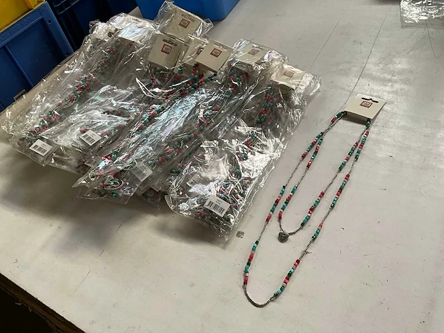 Fair trade kralen ketting multicolor (107x) - afbeelding 5 van  5