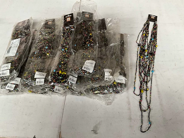 Fair trade lange ketting multicolor (66x) - afbeelding 1 van  7