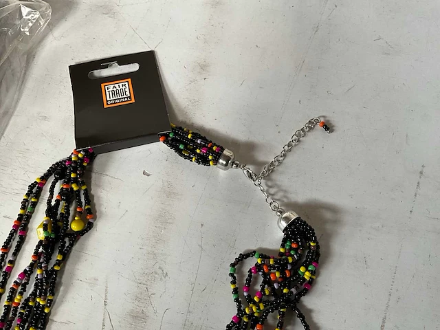 Fair trade lange ketting multicolor (66x) - afbeelding 6 van  7