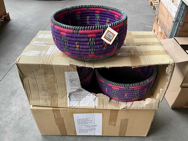 Fair trade mand ‘kaisa’ ?42 x 22 cm hoog (8x) - afbeelding 1 van  6