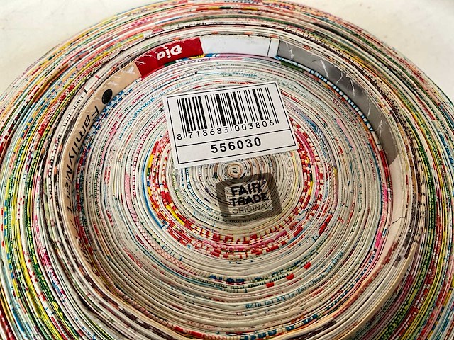 Fair trade schaal ?20cm van gerecycled papier (40x) - afbeelding 8 van  8