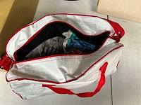 Fair trade schouder/handtas +/- 48 x 15 x 30 cm wit-rood (36x) - afbeelding 6 van  7