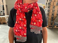 Fair trade sjaal rood/bloem motief katoen (18x)