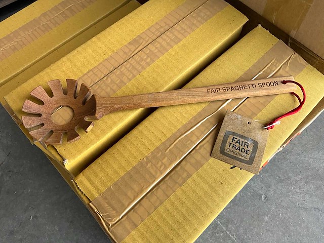 Fair trade spaghetti lepel hout (169x) - afbeelding 1 van  6
