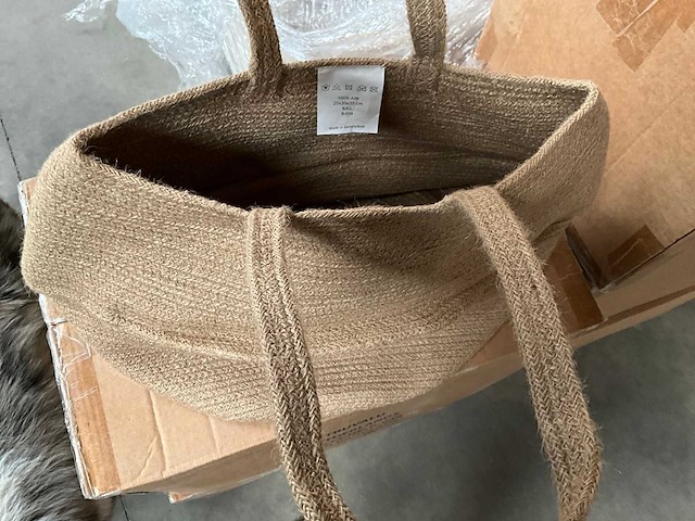 Fair trade tas 100% jute 25 x 30 x 35 cm (44x) - afbeelding 6 van  8