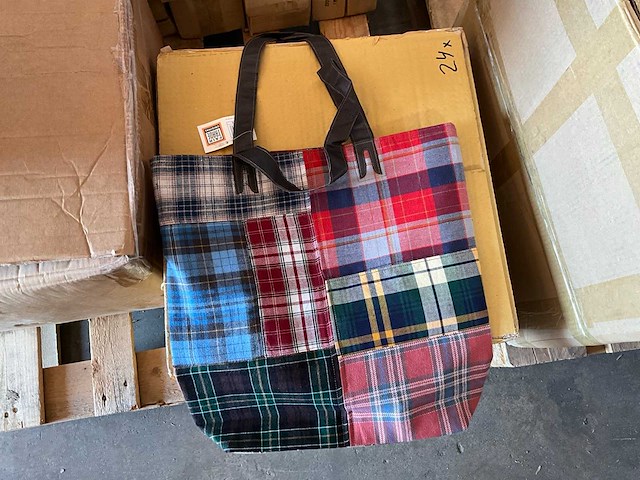 Fair trade tas met rits, textiel ruit motief (24x) - afbeelding 3 van  7