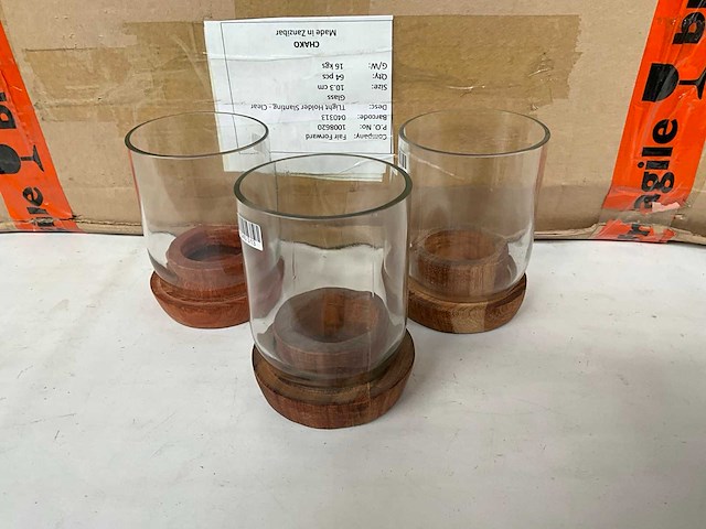 Fair trade theelichthouder ‘chako’ 10,3 cm hout/glas (95x) - afbeelding 1 van  6