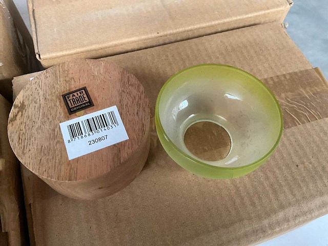 Fair trade theelichthouder hout/glas (16x) - afbeelding 5 van  5