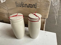Fair trade voorraadpot ‘cha’ keramiek cremè hoogte +/- 25cm (192x) - afbeelding 1 van  8