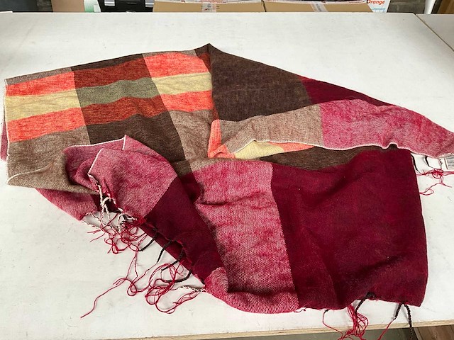 Fair trade warme sjaal multicolor (47x) - afbeelding 4 van  9