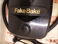 Fakeblake, lamp & tent - afbeelding 2 van  6