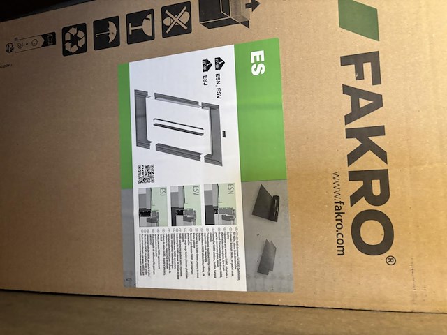 Fakro esu 7016 antra 114x118 - afbeelding 2 van  3