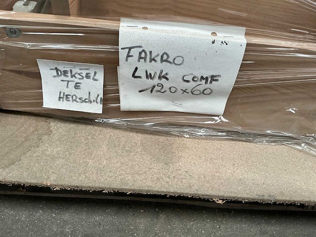 Fakro lwk comf zoldertrap - afbeelding 5 van  5