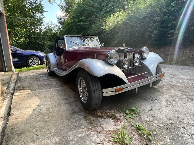 Falcon sports roadster vintage auto's flessen > 15 - afbeelding 18 van  20