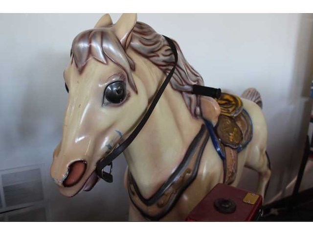 Falgas - derby - kiddy ride - afbeelding 5 van  6