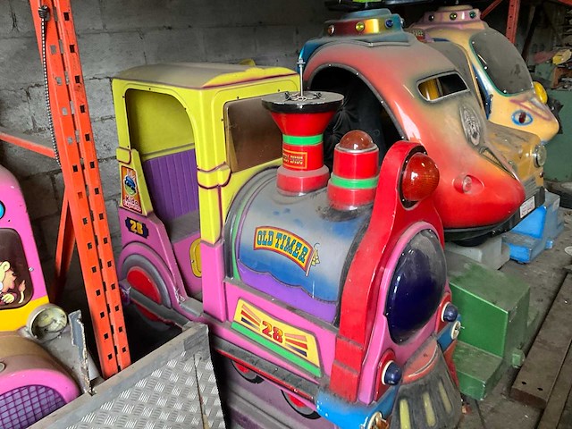 Falgas diverse kiddierides (4x) - afbeelding 10 van  11