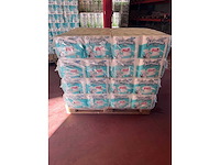 Familia - halve pallet keukenrol - overig hygiene uitrusting - afbeelding 1 van  3