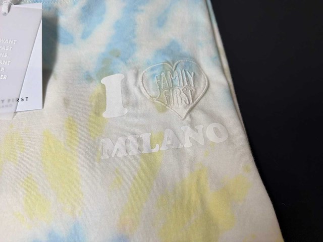 Family first shirt - afbeelding 2 van  3