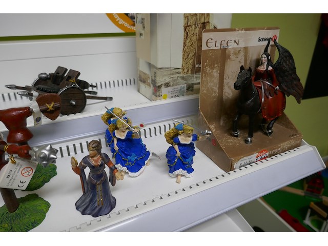 Fantasiefiguren - afbeelding 4 van  5