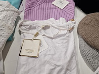 Fantasiejuwelen, bonnets, t-shirts - afbeelding 7 van  8