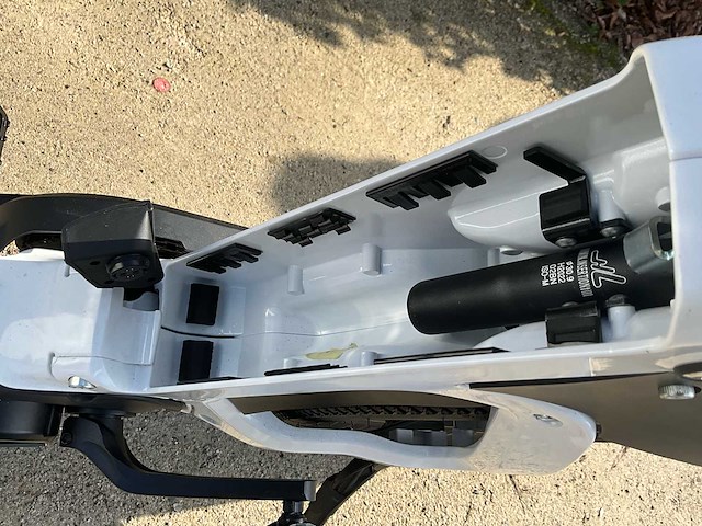 Fantic issimo e-bike / ongebruikt - afbeelding 9 van  19