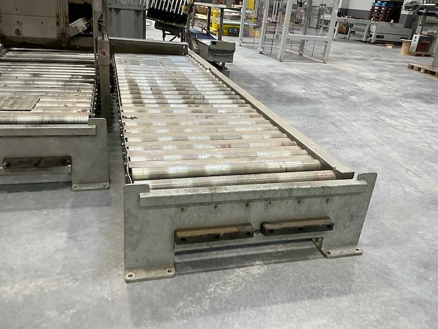 Fanuc r-2000ib 125l complete robotinstallatie - afbeelding 5 van  16