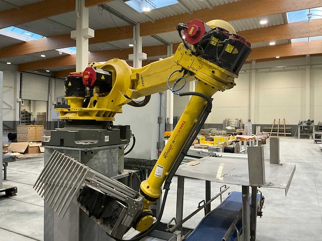 Fanuc r-2000ib 125l complete robotinstallatie - afbeelding 10 van  16