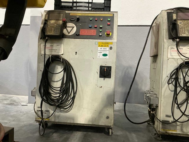 Fanuc s-420 i w industriële robot - afbeelding 6 van  9