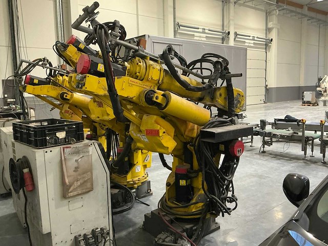 Fanuc s-420 i w industriële robot - afbeelding 7 van  9