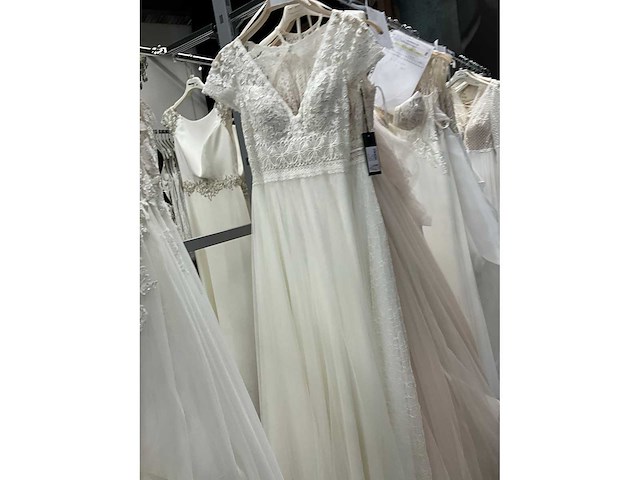 Fara sposa bruidsjurken (16x) - afbeelding 7 van  37