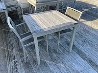 Farmers weave terrastafel + 4 stoelen - afbeelding 1 van  7