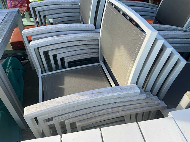 Farmers weave terrastafel + stoelen (6x) - afbeelding 8 van  8