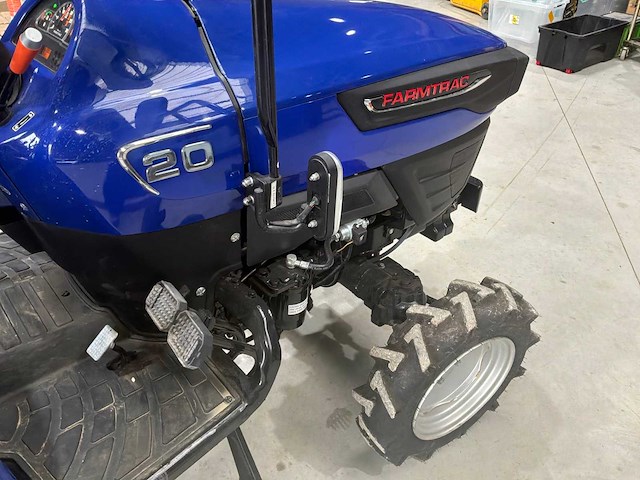 Farmtrac 20 minitractor - afbeelding 2 van  9