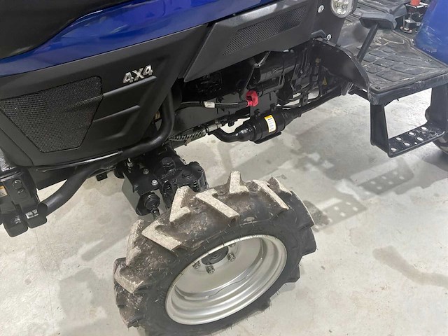 Farmtrac 20 minitractor - afbeelding 4 van  9