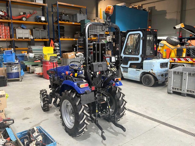 Farmtrac 20 minitractor - afbeelding 6 van  9