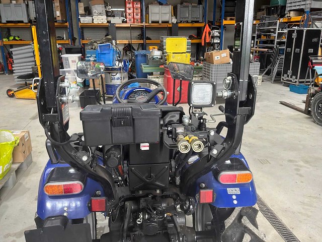 Farmtrac 20 minitractor - afbeelding 7 van  9